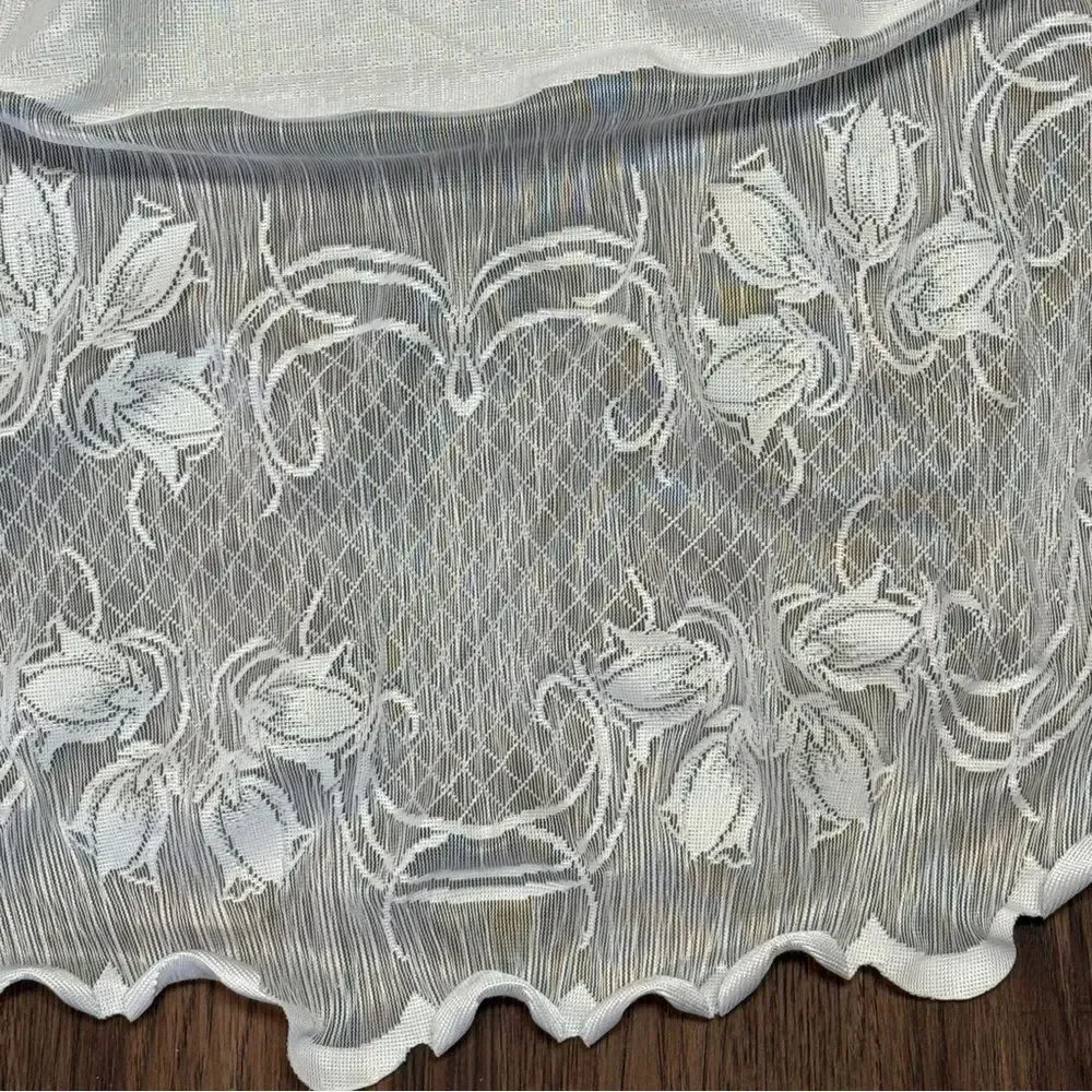 Vintage Ivory White Oval Tablecloth Solid Central Panel With Tiered Lace Border